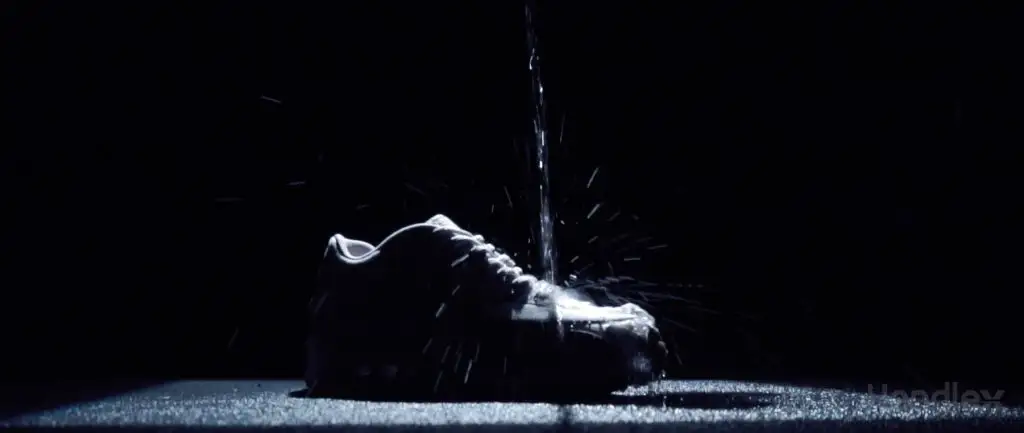 Shoes-protect-textile